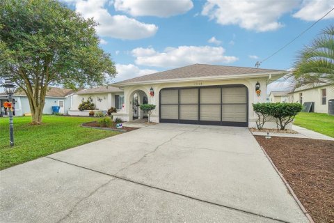 Casa en venta en Spring Hill, Florida, 2 dormitorios, 156.35 m2 № 1385219 - foto 1