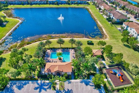 Touwnhouse à vendre à Boynton Beach, Floride: 3 chambres, 173.91 m2 № 1172464 - photo 3