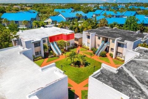 Condominio en venta en Jensen Beach, Florida, 2 dormitorios, 118.17 m2 № 1172510 - foto 3
