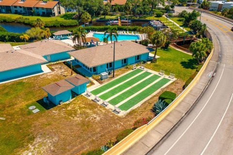 Condominio en venta en Jensen Beach, Florida, 2 dormitorios, 118.17 m2 № 1172510 - foto 9