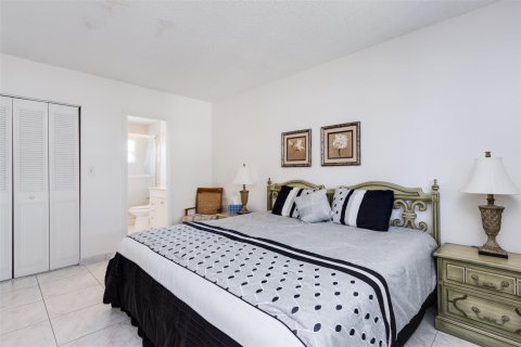 Condominio en venta en Lauderdale Lakes, Florida, 1 dormitorio, 63.55 m2 № 1172490 - foto 20