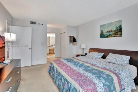 Copropriété à vendre à Aventura, Floride: 2 chambres, 91.97 m2 № 1324655 - photo 21