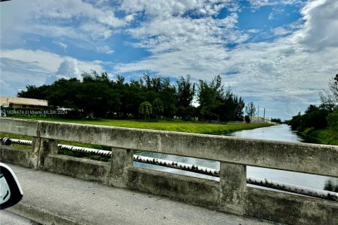 Immobilier commercial à vendre à Miami Gardens, Floride № 1348986 - photo 19