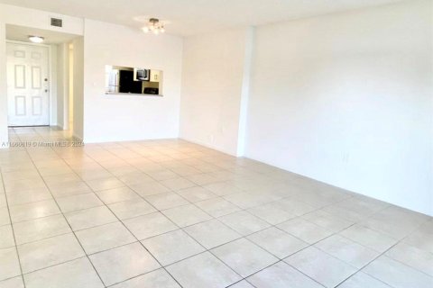 Copropriété à vendre à Fort Lauderdale, Floride: 2 chambres, 86.12 m2 № 1380630 - photo 3