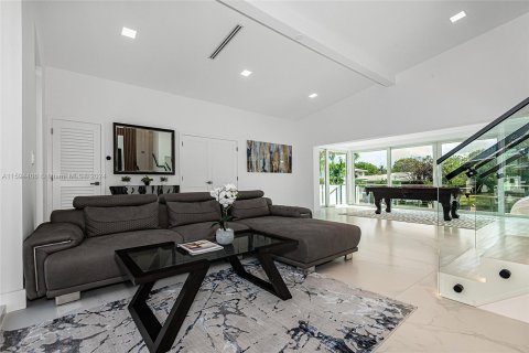 Casa en venta en Fort Lauderdale, Florida, 3 dormitorios № 1187090 - foto 4