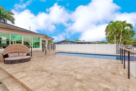 Casa en venta en Fort Lauderdale, Florida, 3 dormitorios № 1187090 - foto 10