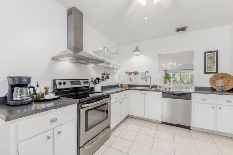 Copropriété à vendre à Stuart, Floride: 2 chambres, 127.28 m2 № 1161736 - photo 21