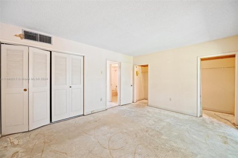 Condominio en venta en Miami Gardens, Florida, 1 dormitorio, 65.4 m2 № 1443207 - foto 17