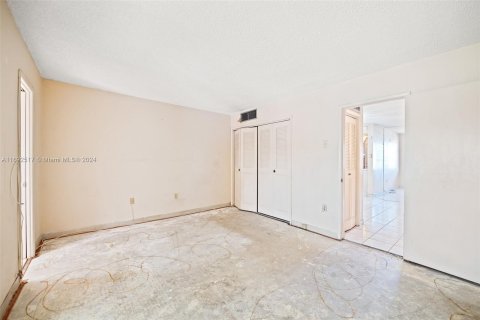 Condominio en venta en Miami Gardens, Florida, 1 dormitorio, 65.4 m2 № 1443207 - foto 23