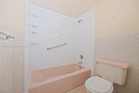 Condominio en venta en Miami Gardens, Florida, 1 dormitorio, 65.4 m2 № 1443207 - foto 25