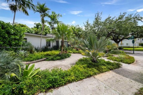 Villa ou maison à vendre à Miami Shores, Floride: 6 chambres, 359.81 m2 № 1235475 - photo 25