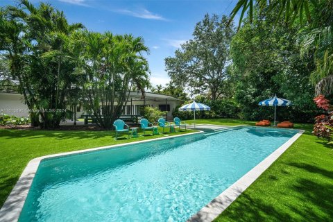 Casa en venta en Miami Shores, Florida, 6 dormitorios, 359.81 m2 № 1235475 - foto 16