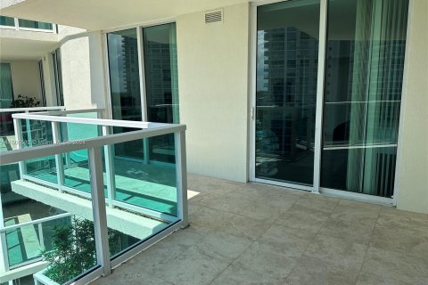 Condominio en alquiler en Sunny Isles Beach, Florida, 3 dormitorios, 138.33 m2 № 929476 - foto 8