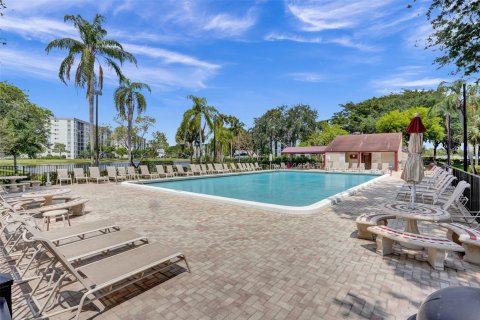 Copropriété à vendre à Pompano Beach, Floride: 2 chambres, 71.53 m2 № 1180539 - photo 7