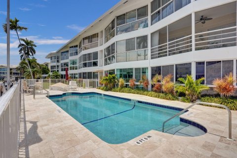 Condo in Fort Lauderdale, Florida, 1 bedroom  № 1180538 - photo 18