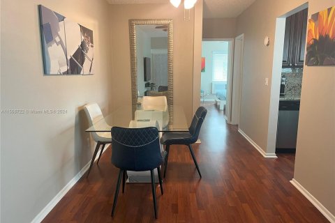 Condominio en venta en Fort Lauderdale, Florida, 1 dormitorio, 69.49 m2 № 1117701 - foto 6