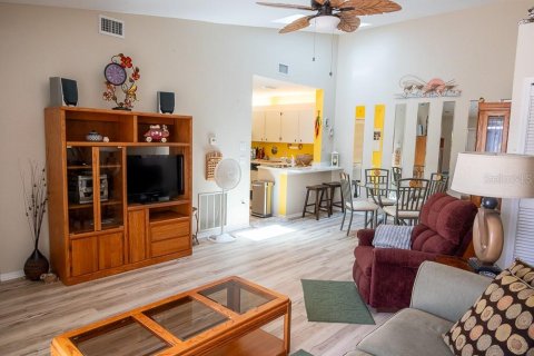 Condo in Punta Gorda, Florida, 2 bedrooms  № 1300128 - photo 17