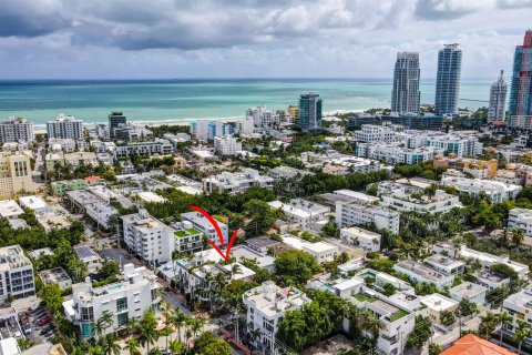 Купить коммерческую недвижимость в Майами-Бич, Флорида № 808413 - фото 2