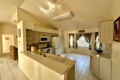 Casa en alquiler en Davenport, Florida, 3 dormitorios, 123.65 m2 № 1398959 - foto 2