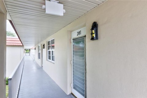 Copropriété à vendre à Vero Beach, Floride: 2 chambres, 92.9 m2 № 938937 - photo 18