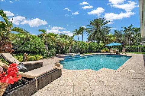 Villa ou maison à vendre à Palmetto Bay, Floride: 4 chambres, 363.34 m2 № 72654 - photo 14