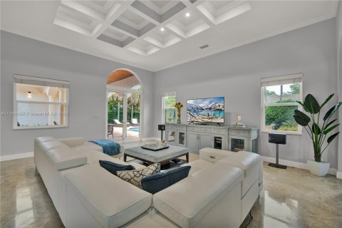 Villa ou maison à vendre à Palmetto Bay, Floride: 4 chambres, 363.34 m2 № 72654 - photo 30