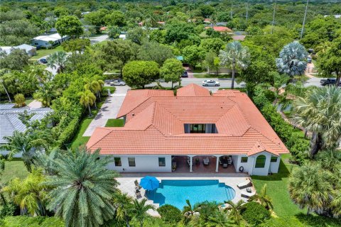 Villa ou maison à vendre à Palmetto Bay, Floride: 4 chambres, 363.34 m2 № 72654 - photo 7