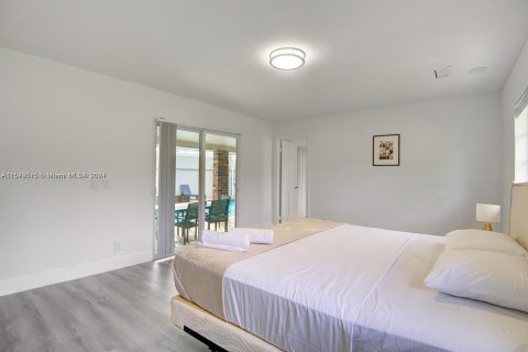 Casa en venta en Hollywood, Florida, 5 dormitorios, 265.33 m2 № 1154971 - foto 12
