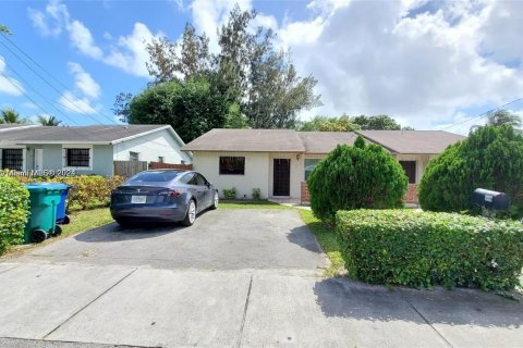 Immobilier commercial à vendre à Miami, Floride: 174.47 m2 № 1329545 - photo 19