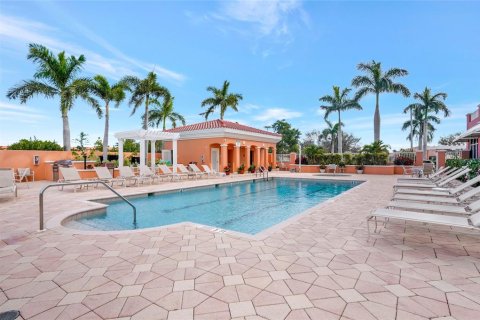 Copropriété à vendre à Punta Gorda, Floride: 2 chambres, 112.88 m2 № 1014604 - photo 12