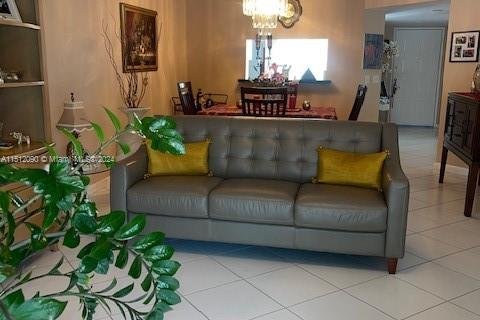 Condominio en venta en Pembroke Pines, Florida, 2 dormitorios, 112.13 m2 № 940487 - foto 18