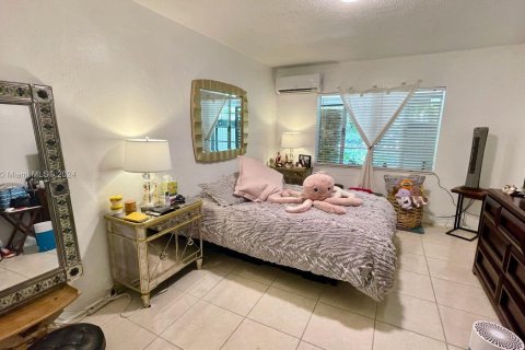 Immobilier commercial à vendre à Miami, Floride: 476.59 m2 № 1147683 - photo 27