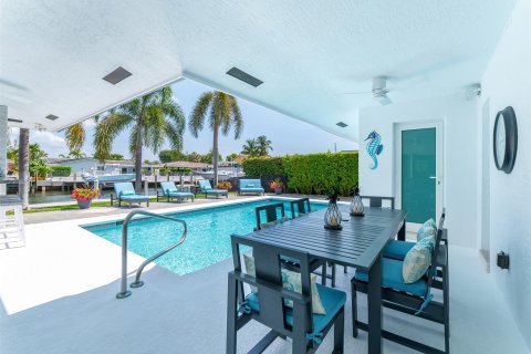 Casa en venta en Pompano Beach, Florida, 3 dormitorios, 181.16 m2 № 860857 - foto 19