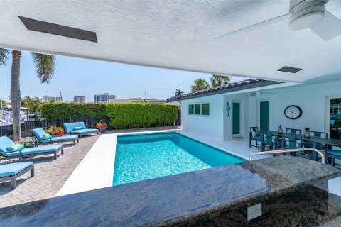 Casa en venta en Pompano Beach, Florida, 3 dormitorios, 181.16 m2 № 860857 - foto 17