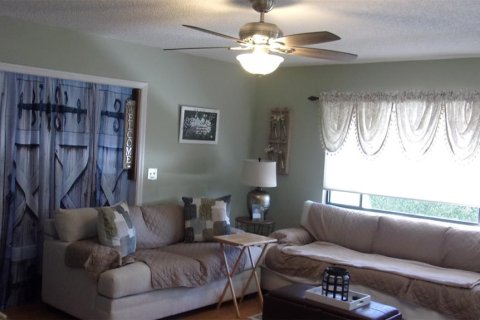 House in Ocala, Florida 2 bedrooms, 106.28 sq.m. № 997170 - photo 5