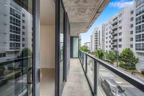 Condominio en venta en Miami, Florida, 2 dormitorios, 91.04 m2 № 1178868 - foto 18