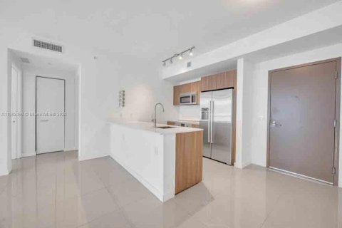 Condo in Miami, Florida, 2 bedrooms  № 1178868 - photo 24