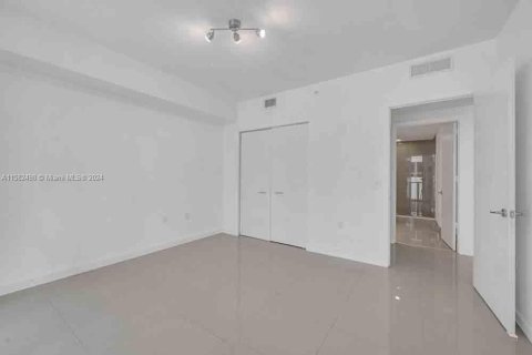 Copropriété à vendre à Miami, Floride: 2 chambres, 91.04 m2 № 1178868 - photo 9