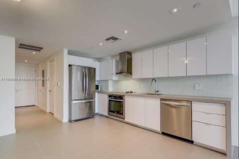 Condominio en venta en Miami, Florida, 54.63 m2 № 1178912 - foto 1