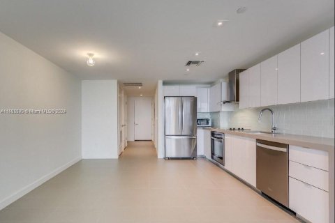 Condominio en venta en Miami, Florida, 54.63 m2 № 1178912 - foto 3