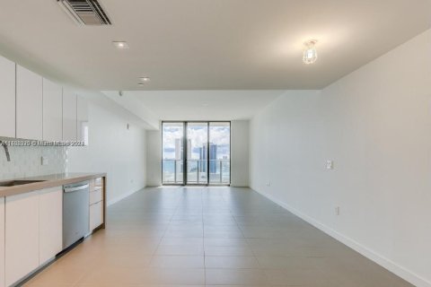 Condominio en venta en Miami, Florida, 54.63 m2 № 1178912 - foto 4