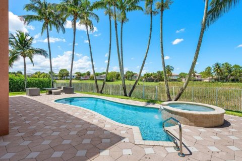 Casa en venta en Royal Palm Beach, Florida, 6 dormitorios, 369.19 m2 № 1187029 - foto 22