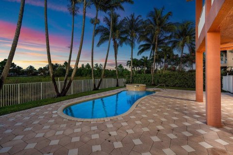 Casa en venta en Royal Palm Beach, Florida, 6 dormitorios, 369.19 m2 № 1187029 - foto 3