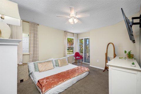 Condo in New Port Richey, Florida, 2 bedrooms  № 1250040 - photo 19