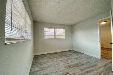 Condominio en venta en Dania Beach, Florida, 1 dormitorio, 41.53 m2 № 956532 - foto 5