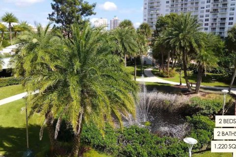 Condo in Aventura, Florida, 2 bedrooms  № 1206617 - photo 5