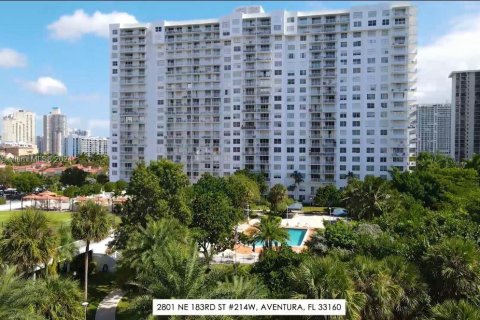 Condominio en venta en Aventura, Florida, 2 dormitorios, 113.34 m2 № 1206617 - foto 10