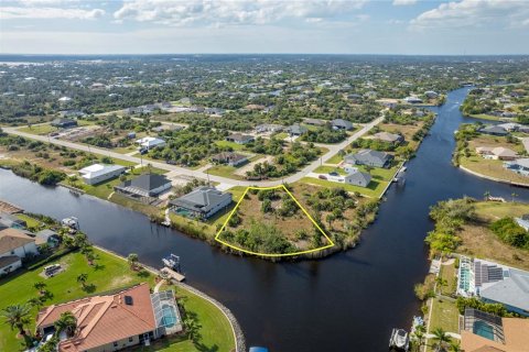 Terreno en venta en Port Charlotte, Florida № 917482 - foto 10