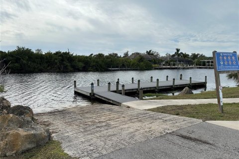 Terreno en venta en Port Charlotte, Florida № 917482 - foto 20