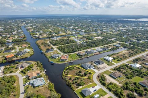 Terreno en venta en Port Charlotte, Florida № 917482 - foto 7